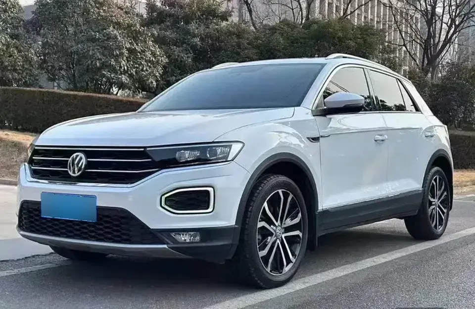2022 Volkswagen T-Roc 1.4T 150HP L4 7DCT