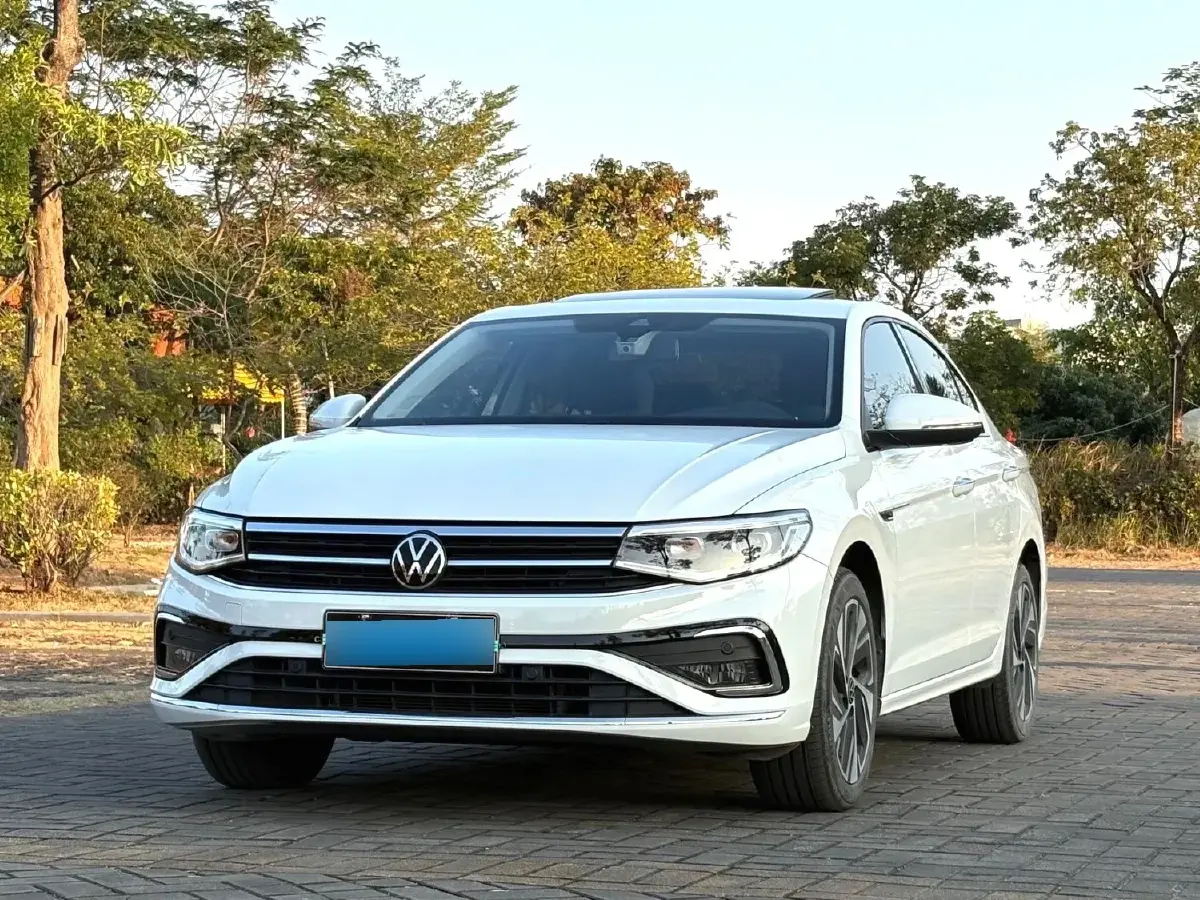 2023 Volkswagen Bora 1.4T 150HP L4 7DCT