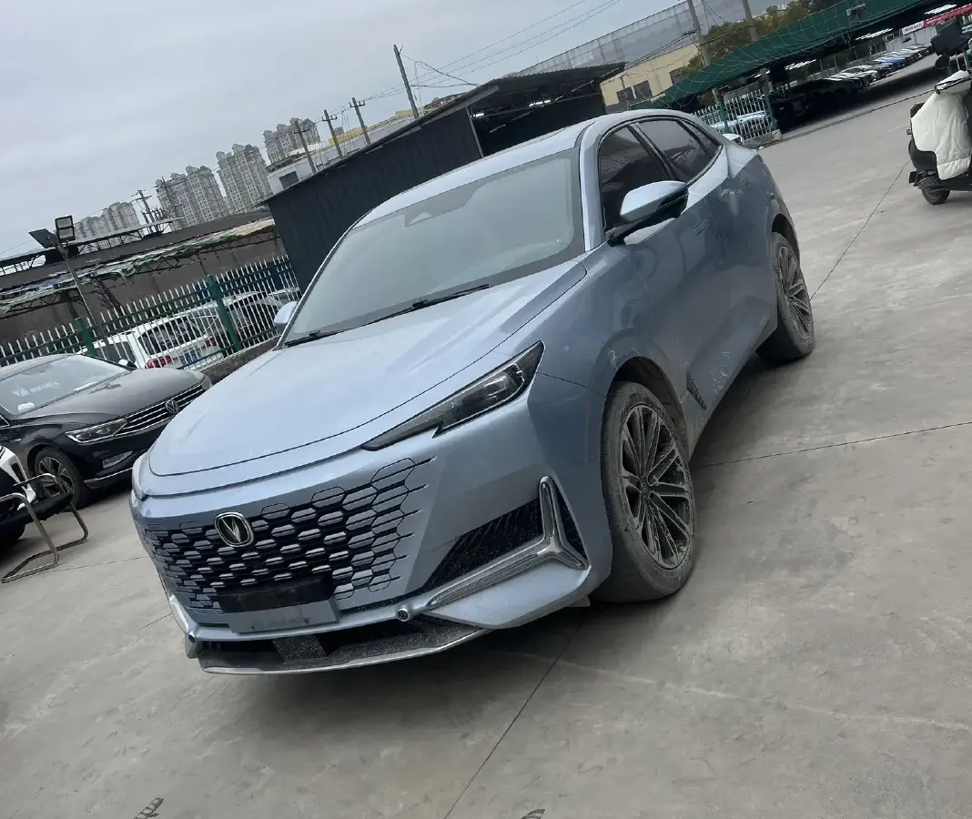 2021 ChangAn UNI-K 2.0T 233HP L4 8AT
