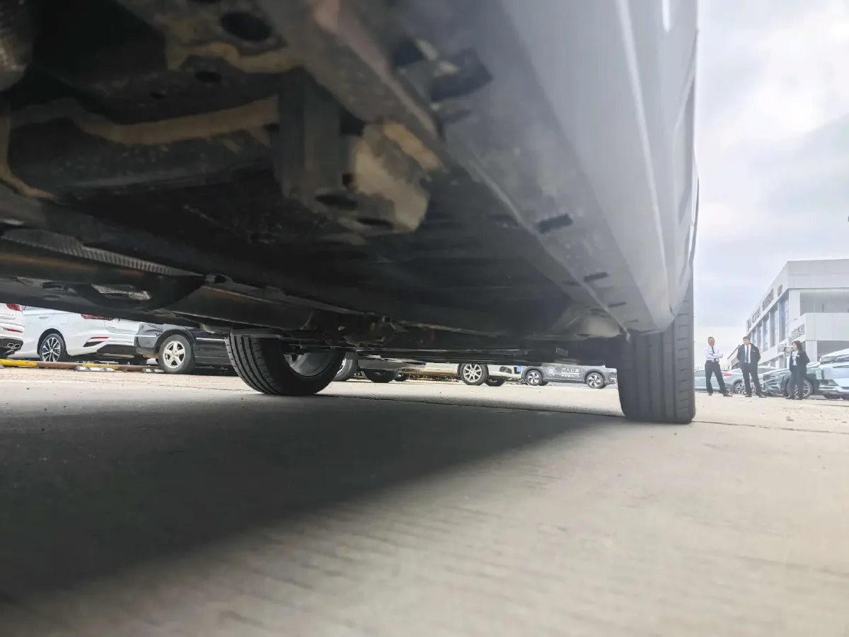 2025 Geely ICON 1.5T 181HP L4 7DCT,autocango,china used car exporter,china ev exporter,chinese used car exporter,chinese used ev exporter