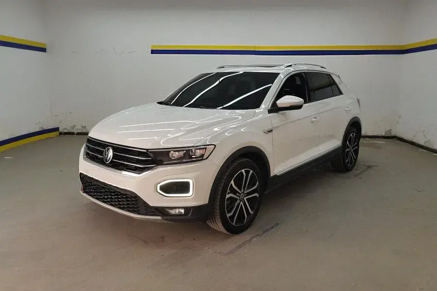 2021 Volkswagen T-Roc 1.4T 150HP L4 7DCT