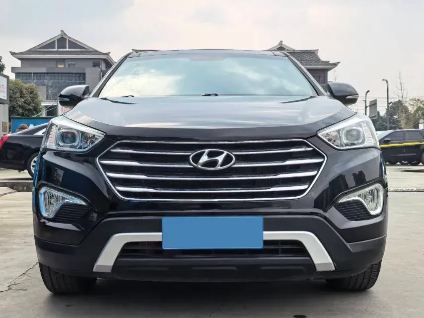 2015 Hyundai Grand SantaFe 2.2T 197HP L4 6AT,autocango,china used car exporter,china ev exporter,chinese used car exporter,chinese used ev exporter