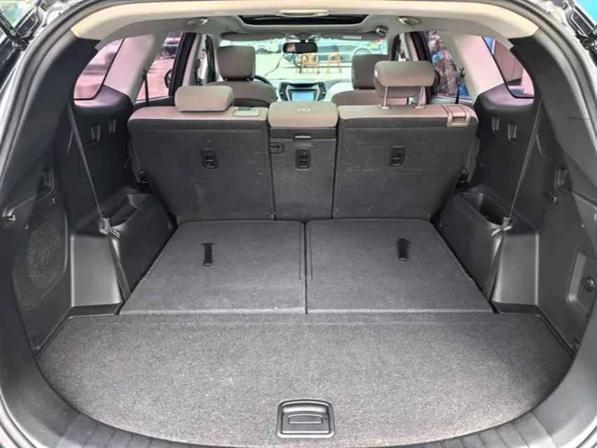 2015 Hyundai Grand SantaFe 2.2T 197HP L4 6AT,autocango,china used car exporter,china ev exporter,chinese used car exporter,chinese used ev exporter