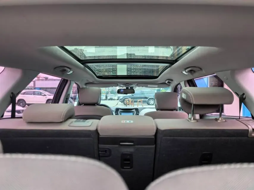 2015 Hyundai Grand SantaFe 2.2T 197HP L4 6AT,autocango,china used car exporter,china ev exporter,chinese used car exporter,chinese used ev exporter