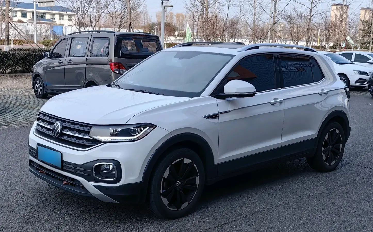 2021 Volkswagen Tacqua 1.5L 113HP L4 5MT