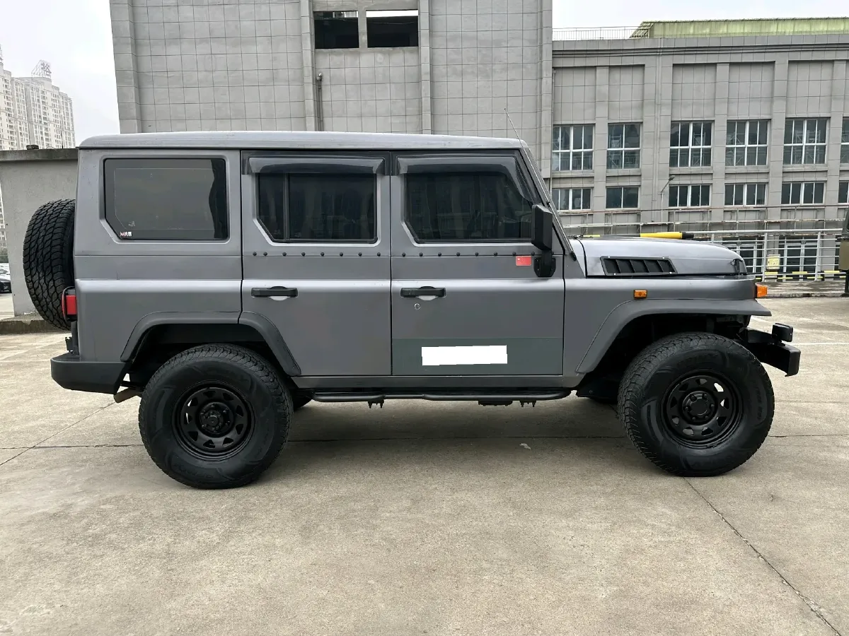 2023 BAW 212 2.4T 211HP L4 6MT,autocango,china used car exporter,china ev exporter,chinese used car exporter,chinese used ev exporter