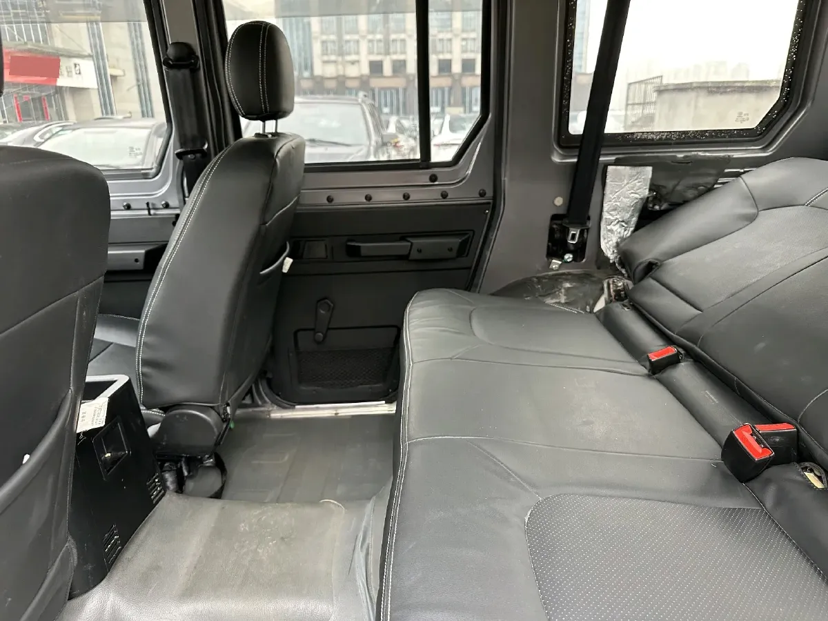 2023 BAW 212 2.4T 211HP L4 6MT,autocango,china used car exporter,china ev exporter,chinese used car exporter,chinese used ev exporter