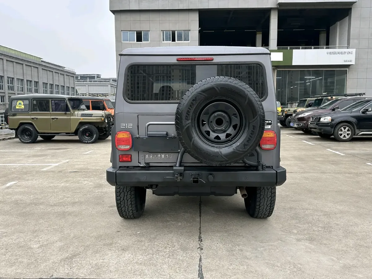 2023 BAW 212 2.4T 211HP L4 6MT,autocango,china used car exporter,china ev exporter,chinese used car exporter,chinese used ev exporter