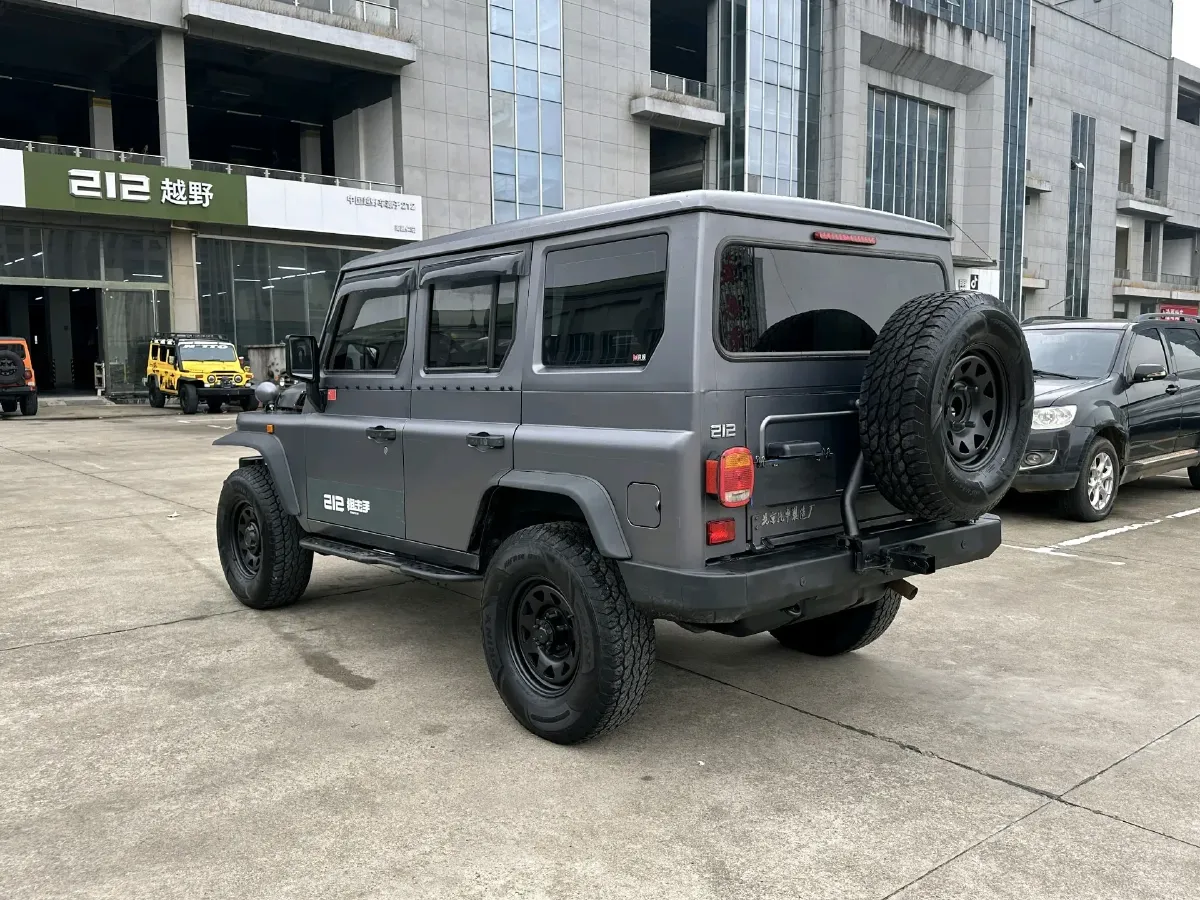 2023 BAW 212 2.4T 211HP L4 6MT,autocango,china used car exporter,china ev exporter,chinese used car exporter,chinese used ev exporter