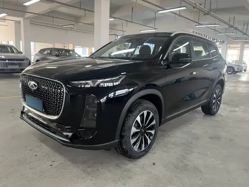 2025 Chery Tiggo 8 Plus 1.6T 197HP L4 7DCT