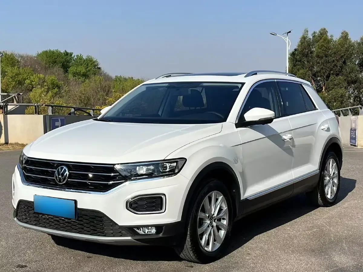 2022 Volkswagen T-Roc 1.4T 150HP L4 7DCT