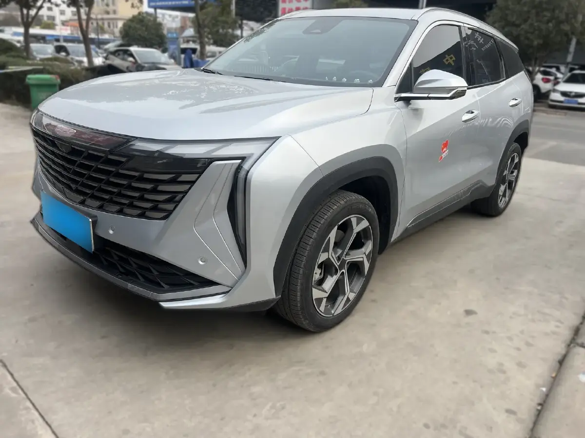 2023 Geely StarRay 1.5T 181HP L4 7DCT