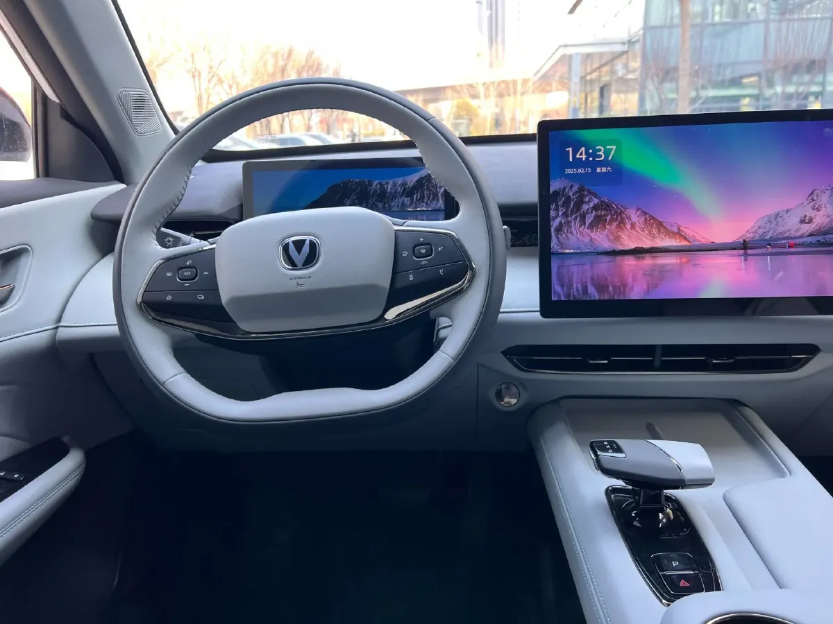 2024 ChangAn UNI-Z 1.5L 98HP L4 E-CVT PHEV 18.4KWH,autocango,china used car exporter,china ev exporter,chinese used car exporter,chinese used ev exporter