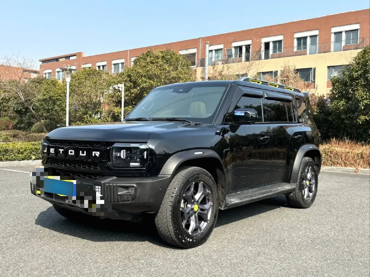 2023 Jetour Traveller 2.0T 254HP L4 7DCT