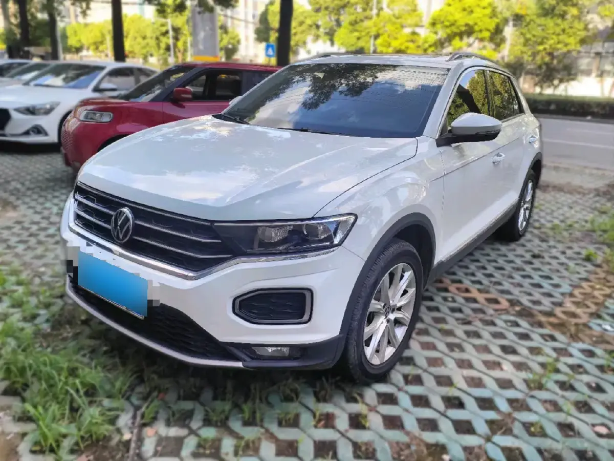2021 Volkswagen T-Roc 1.4T 150HP L4 7DCT