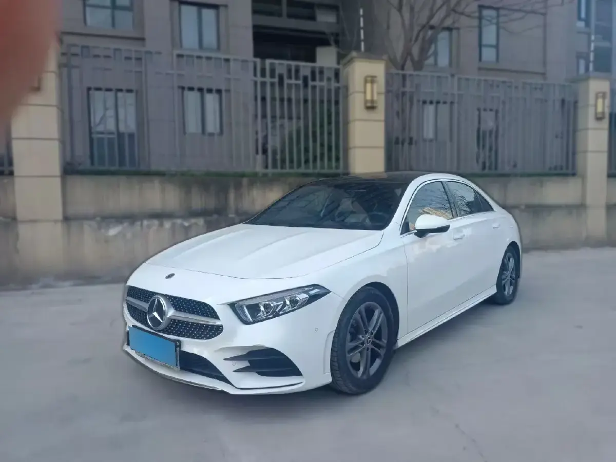 2021 Mercedes-Benz A Class 1.3T 136HP L4 7DCT