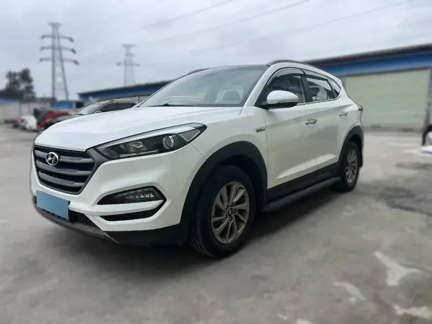 2015 Hyundai Tucson 1.6T 177HP L4 7DCT