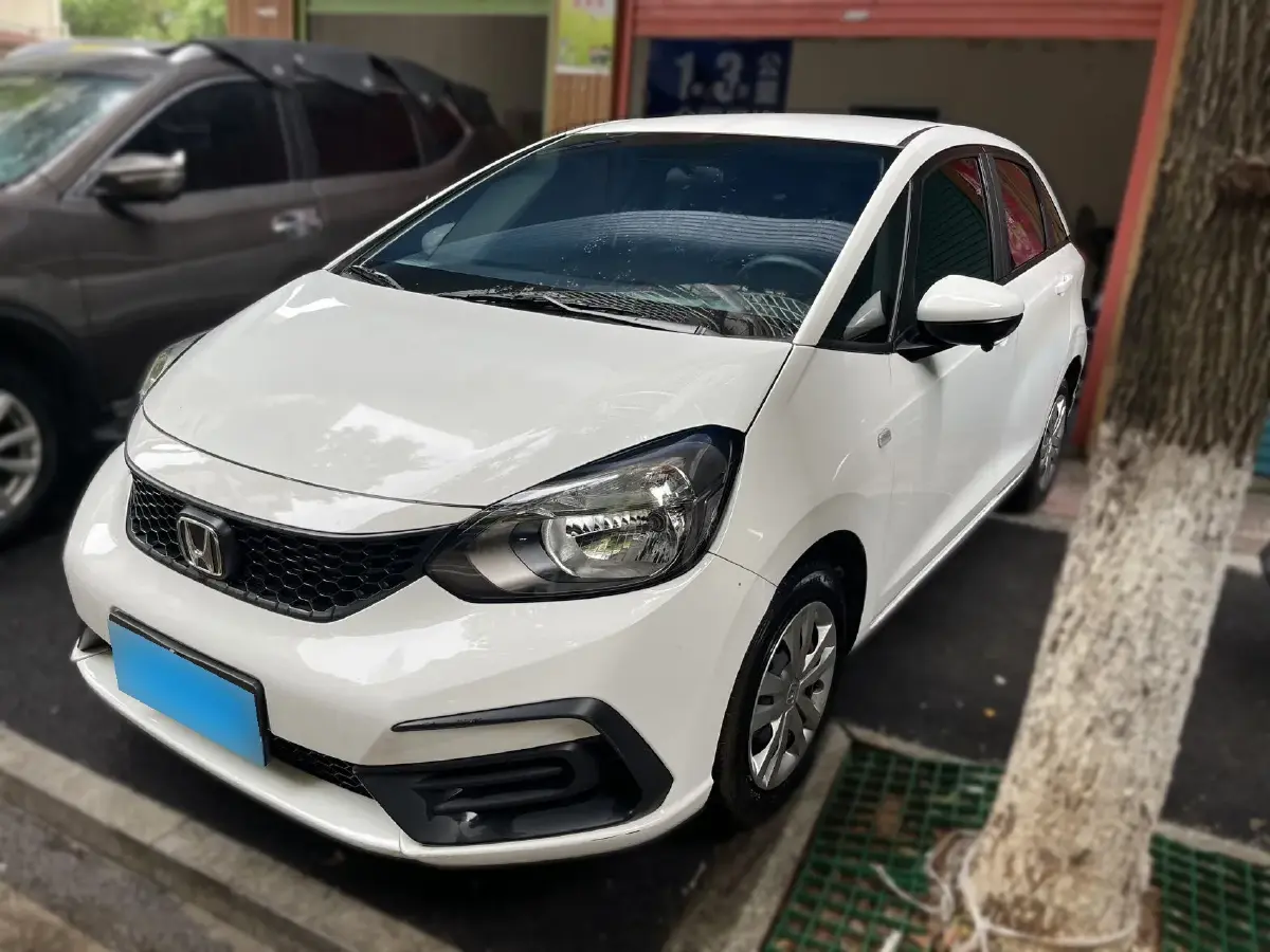 2023 Honda Fit 1.5L 124HP L4 CVT