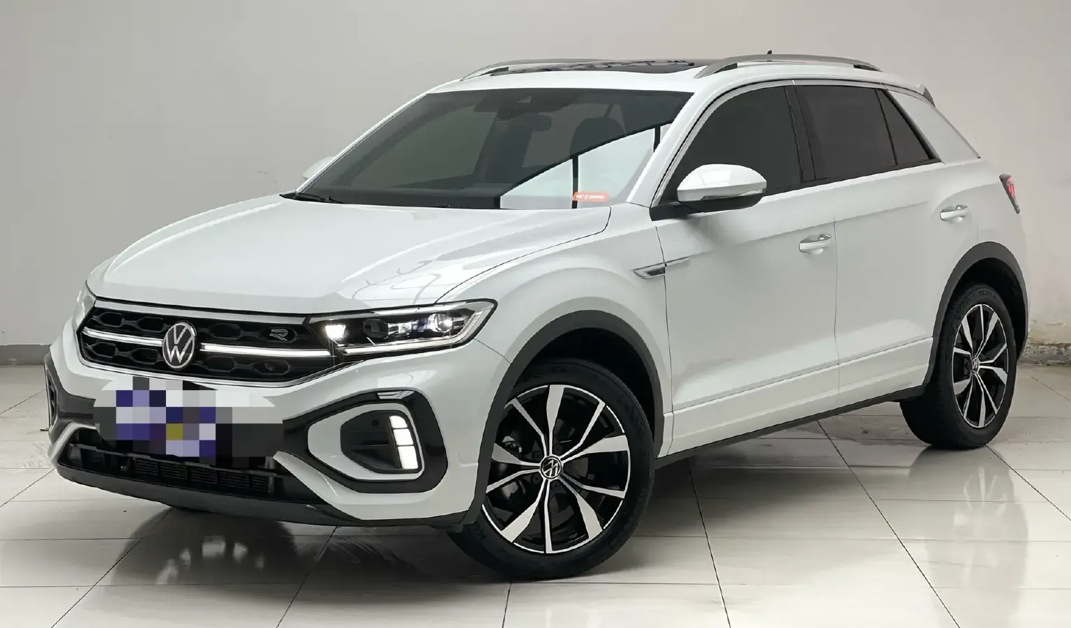 2023 Volkswagen T-Roc 1.5T 160HP L4 7DCT 2023 Volkswagen T-Roc 1.5T 160HP L4 7DCT