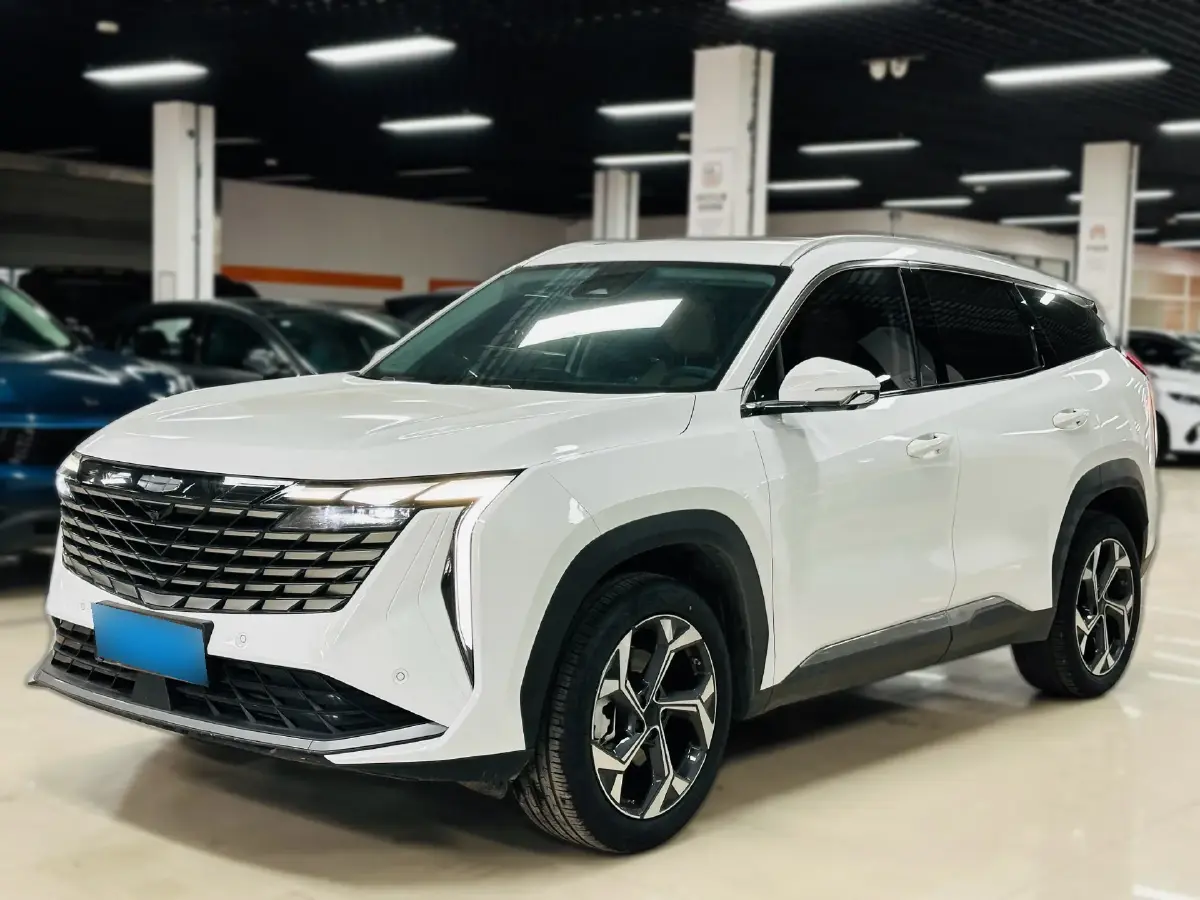 2023 Geely StarRay 1.5T 181HP L4 7DCT