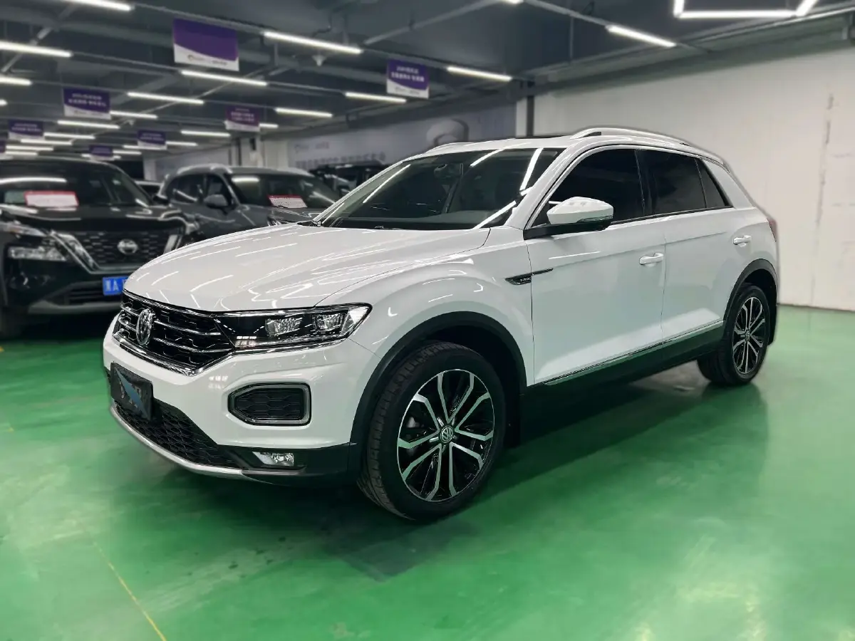 2020 Volkswagen T-Roc 1.4T 150HP L4 7DCT