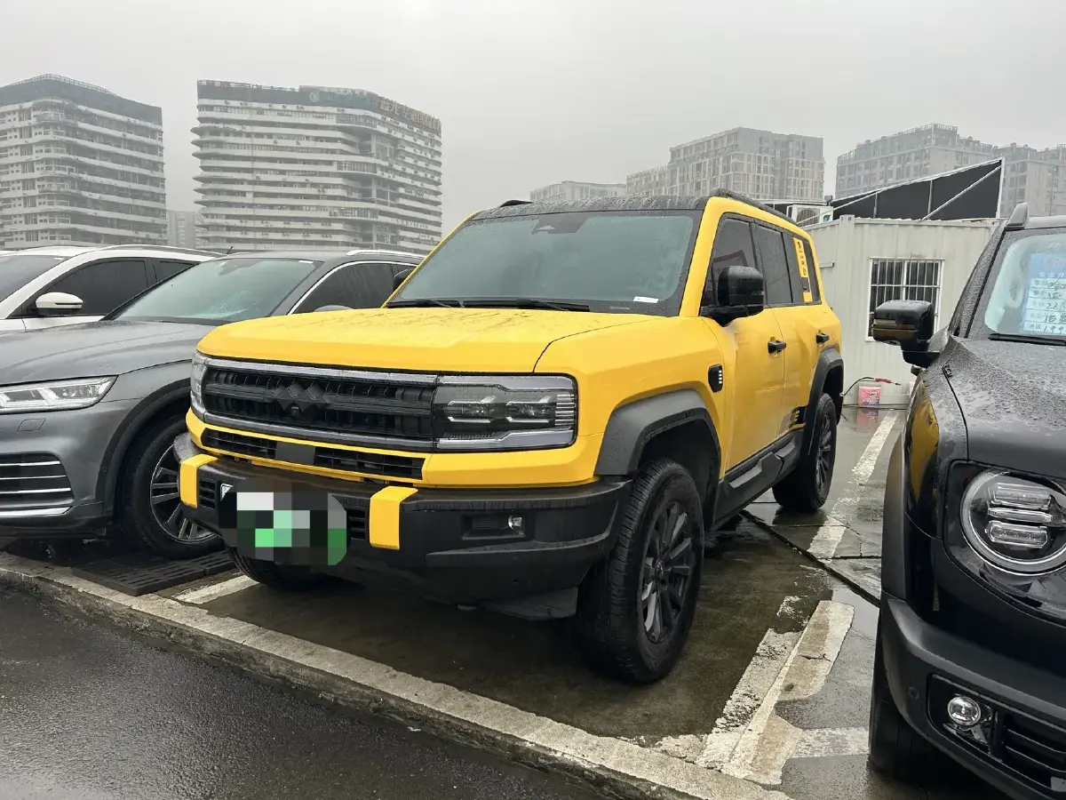2023 FangChengBao Bao 5 1.5T 194HP L4 E-CVT PHEV 31.8KWH