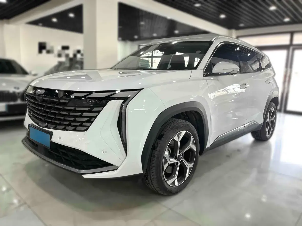 2023 Geely StarRay 1.5T 181HP L4 7DCT