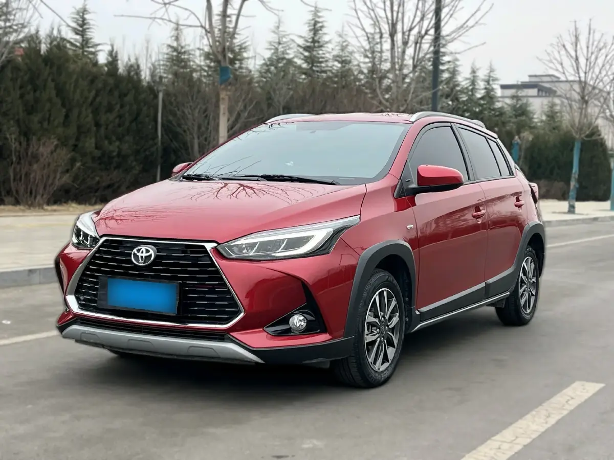 2022 Toyota Yaris L 1.5L 112HP L4 CVT