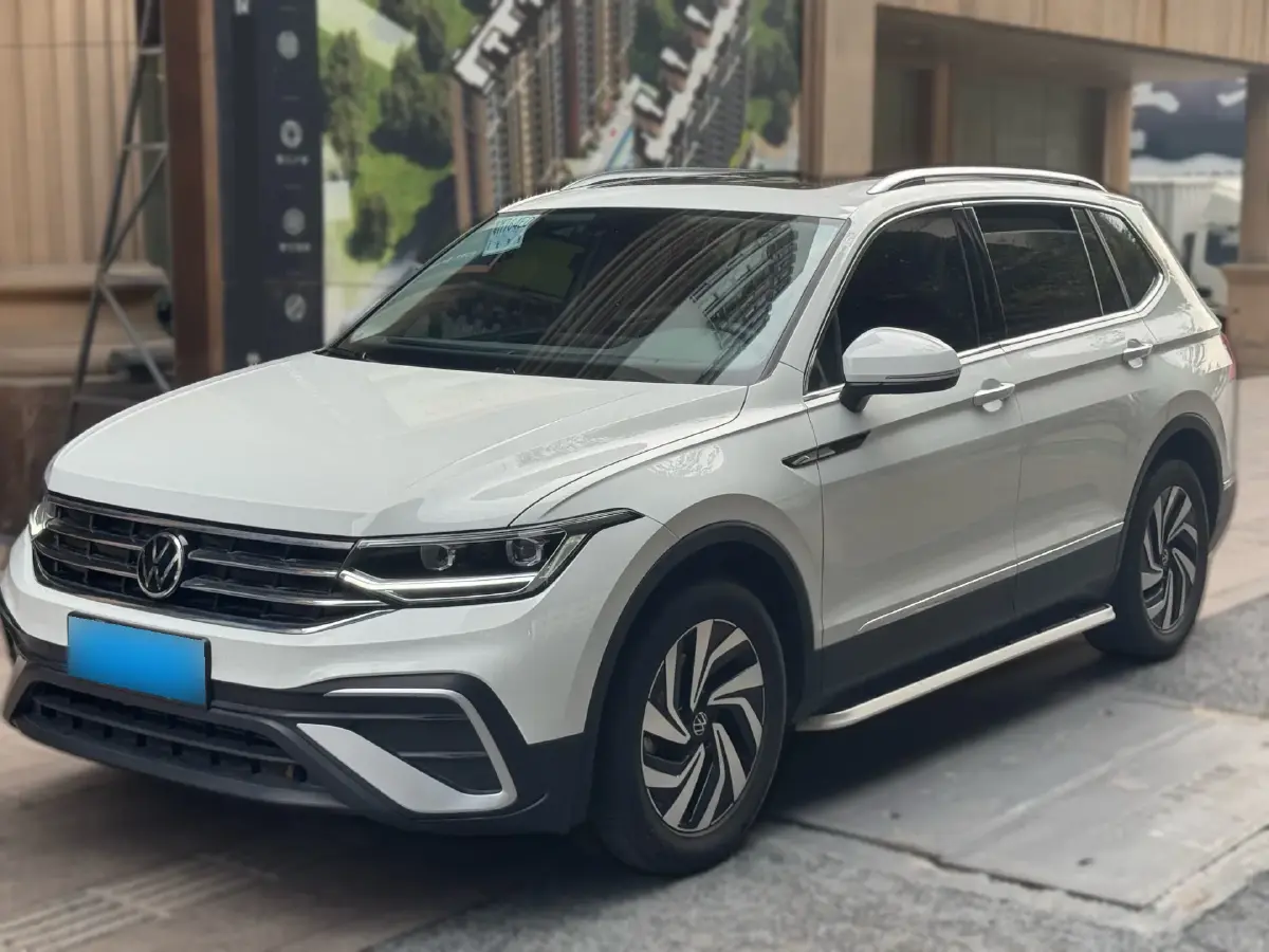 2023 Volkswagen Tiguan L 1.4T 150HP L4 7DCT