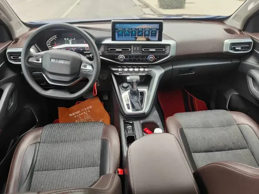 2021 ChangAn Kaicene KaiCheng F70 2.4T 211HP L4 6MT,autocango,china used car exporter,china ev exporter,chinese used car exporter,chinese used ev exporter