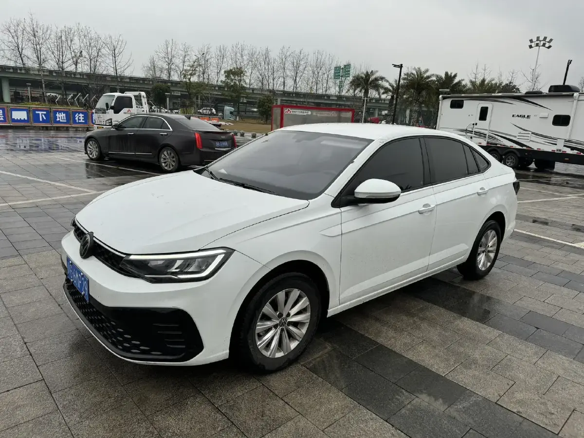 2023 Volkswagen Lavida 1.5L 110HP L4 5MT