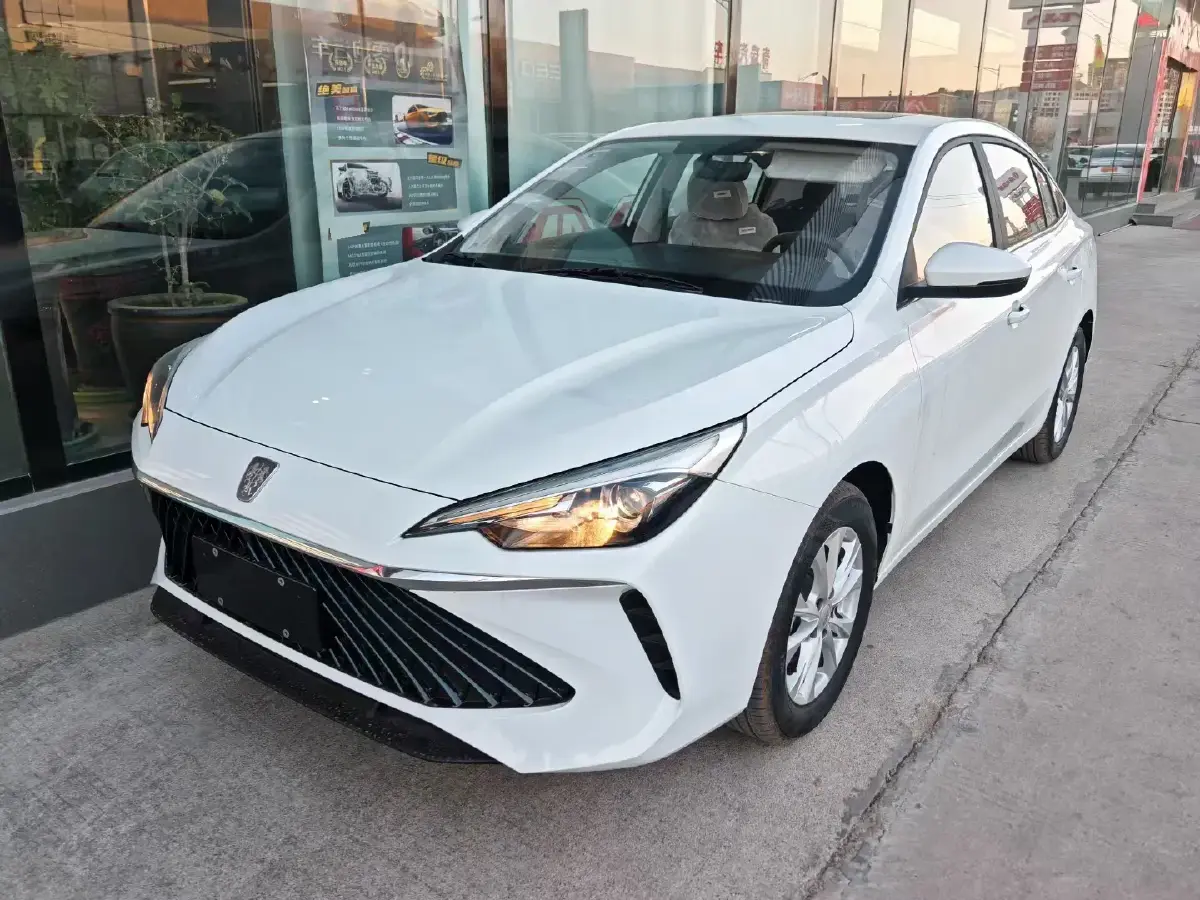 2023 Roewe i5 1.5L 129HP L4 CVT