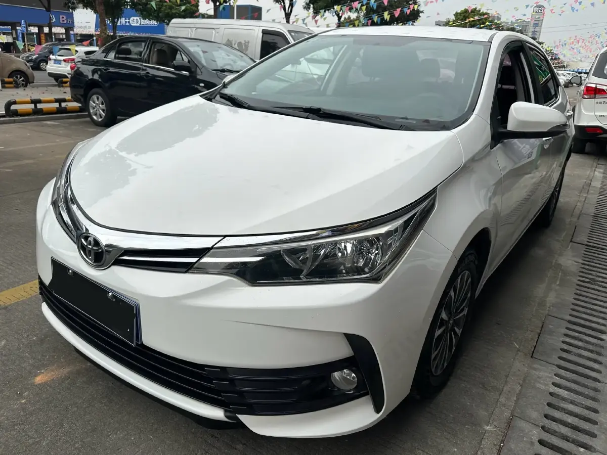 2018 Toyota Corolla 1.2T 116HP L4 CVT