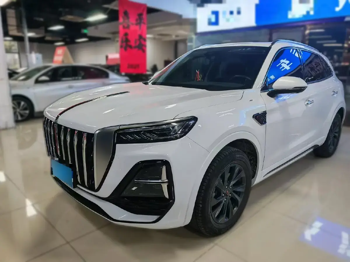 2023 HongQi HS5 2.0T 252HP L4 8AT