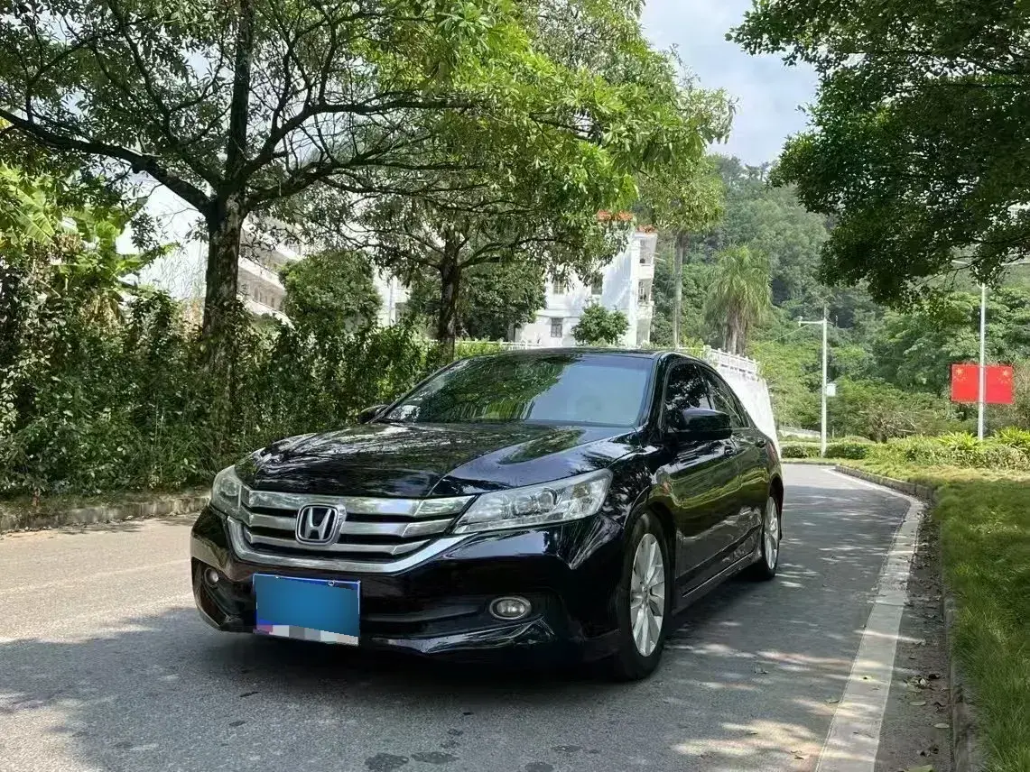 2014 Honda Accord 2.4L 186HP L4 CVT