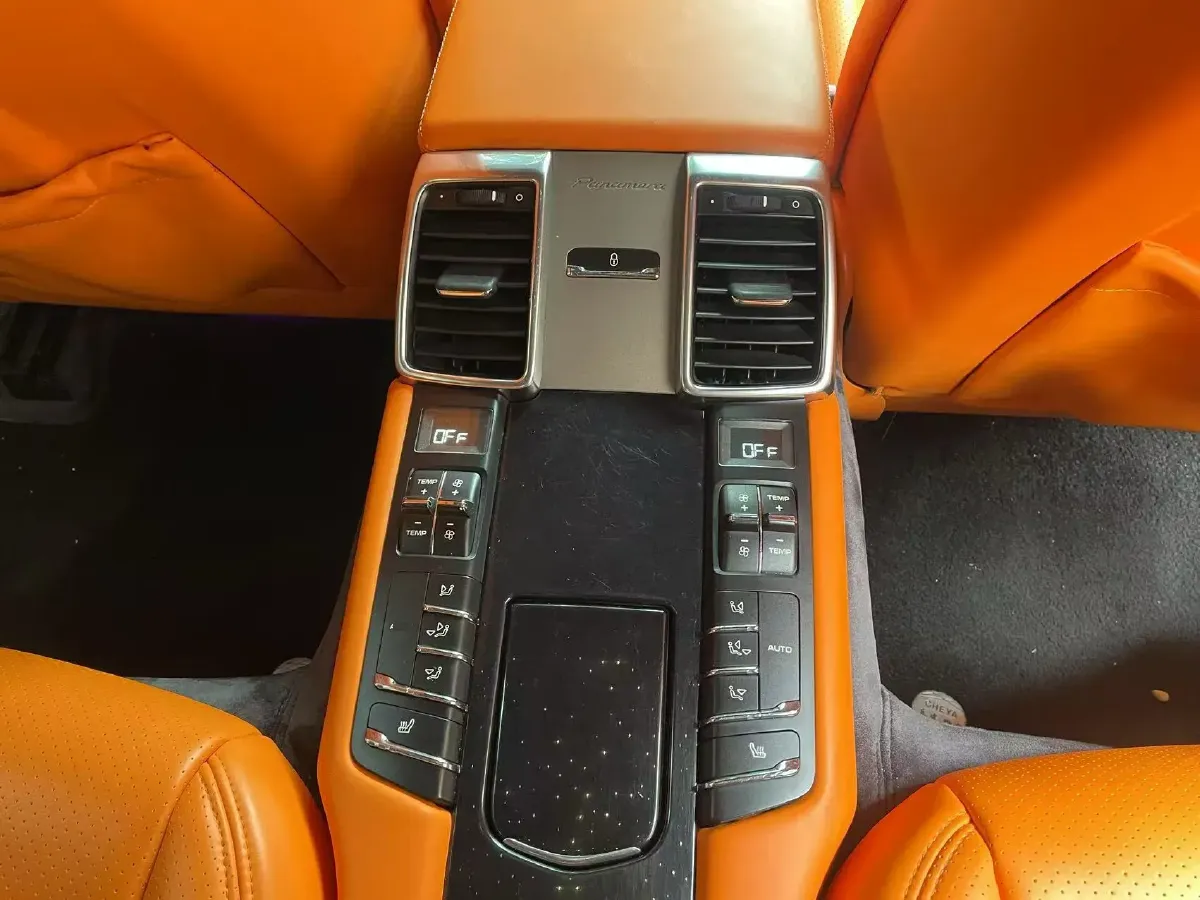 2010 Cadillac CTS 3.6L 311HP V6 6AT,autocango,china used car exporter,china ev exporter,chinese used car exporter,chinese used ev exporter