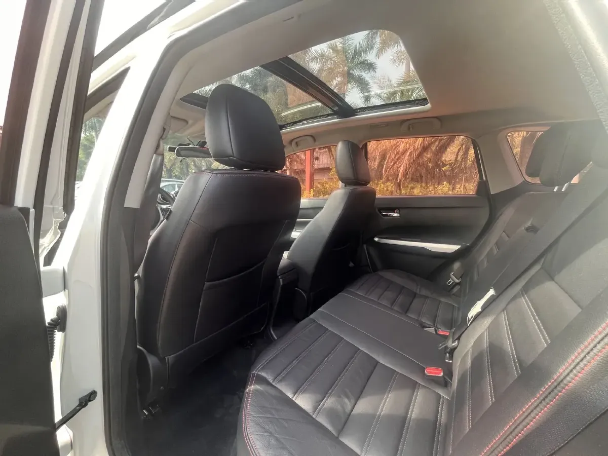 2016 Suzuki Vitara 1.4T 140HP L4 6MT,autocango,china used car exporter,china ev exporter,chinese used car exporter,chinese used ev exporter