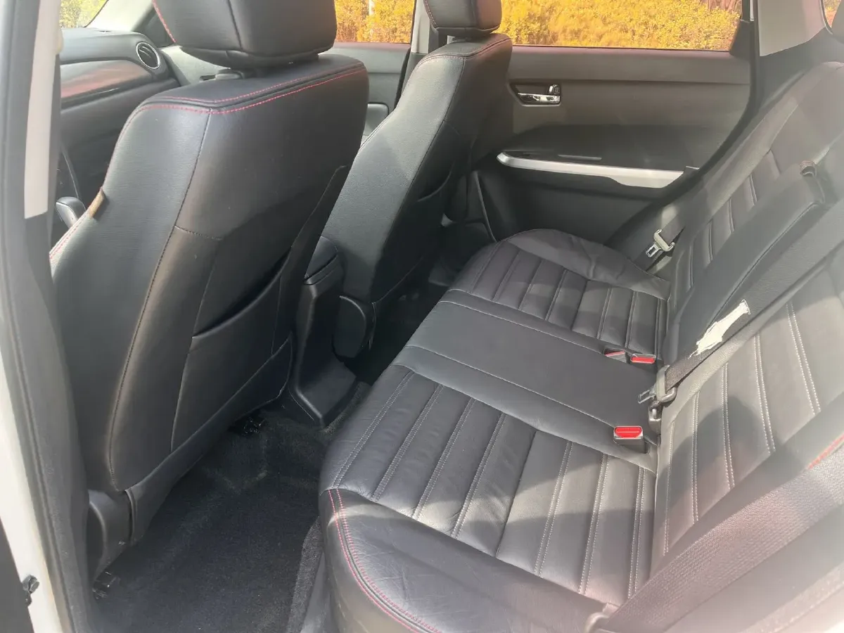 2016 Suzuki Vitara 1.4T 140HP L4 6MT,autocango,china used car exporter,china ev exporter,chinese used car exporter,chinese used ev exporter