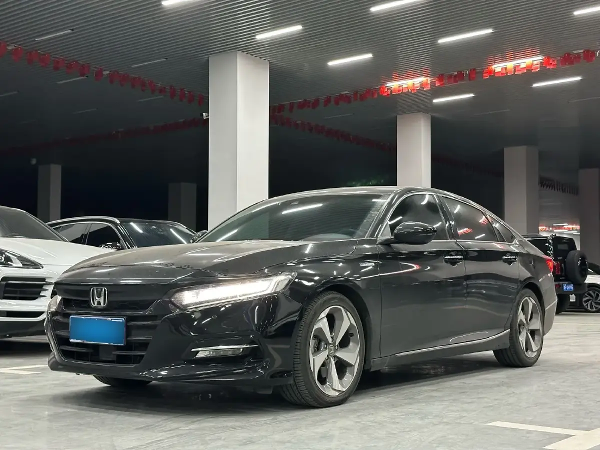 2018 Honda Accord 2.0L 146HP L4 E-CVT Hybrid