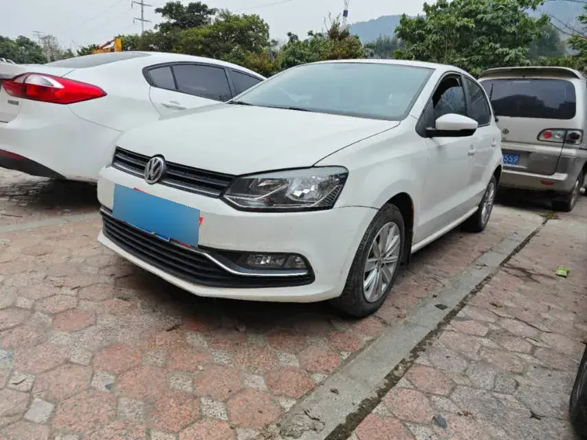 2014 Volkswagen Polo 1.6L 110HP L4 6AT