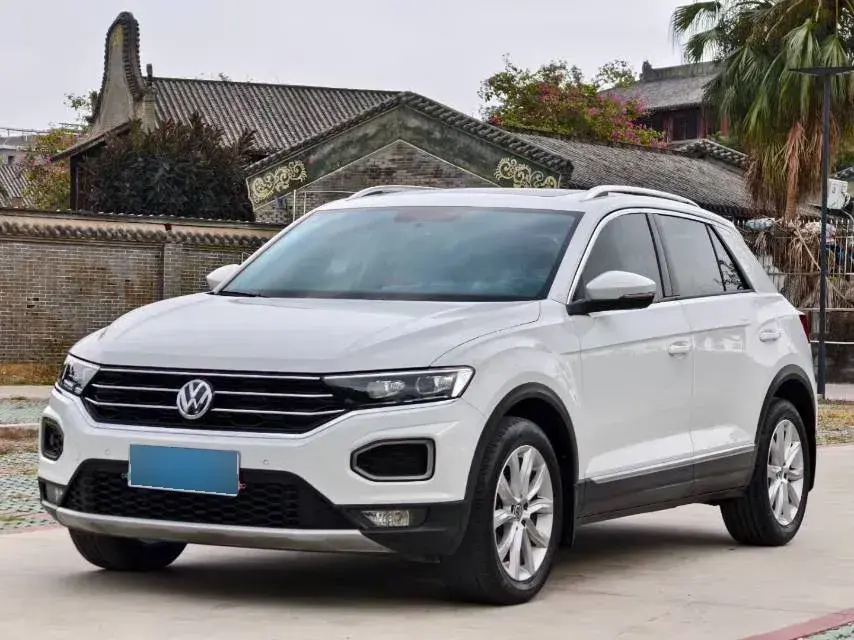 2019 Volkswagen T-Roc 1.4T 131HP L4 7DCT