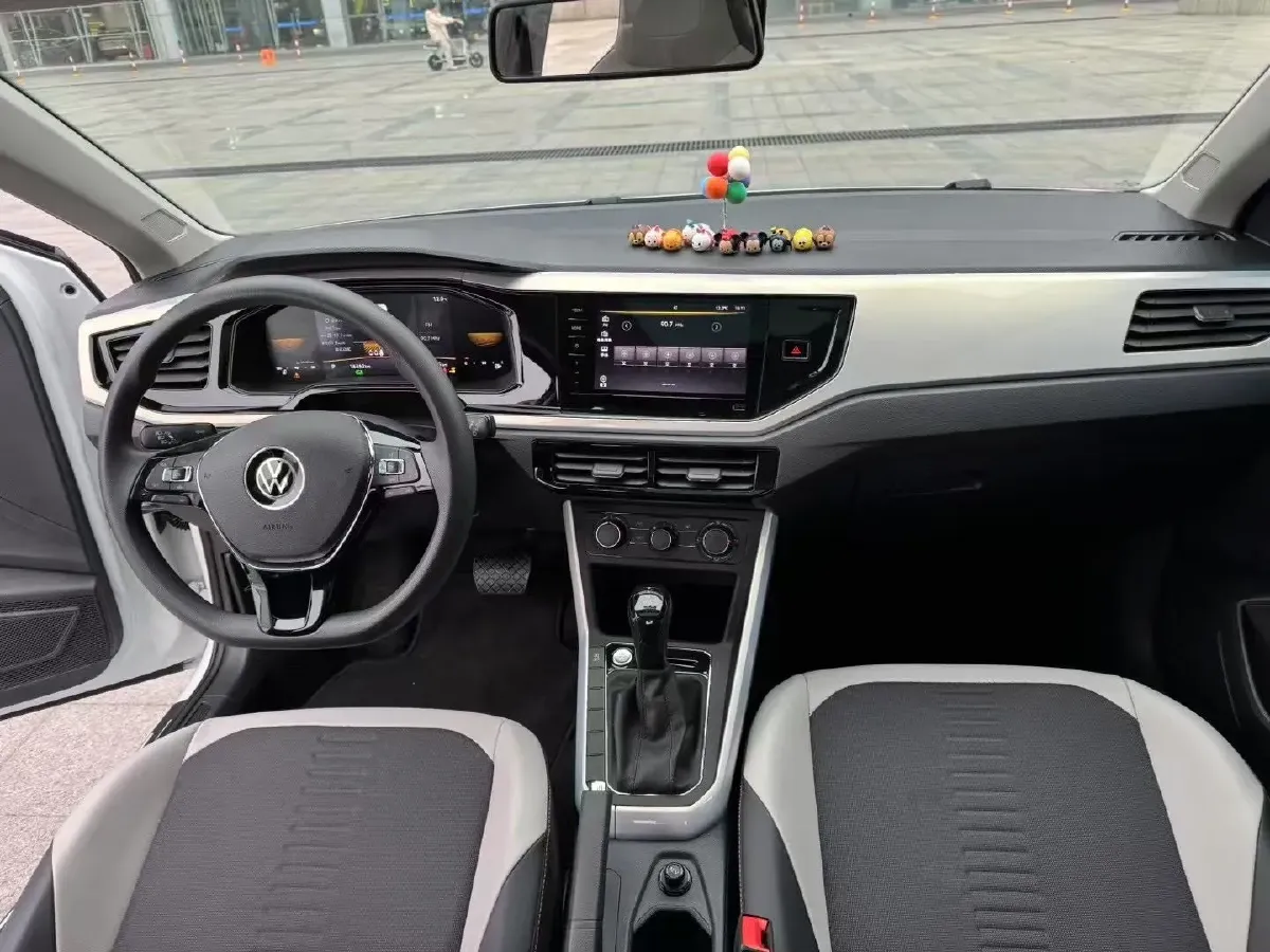 2023 Volkswagen Polo 1.5L 110HP L4 6AT,autocango,china used car exporter,china ev exporter,chinese used car exporter,chinese used ev exporter