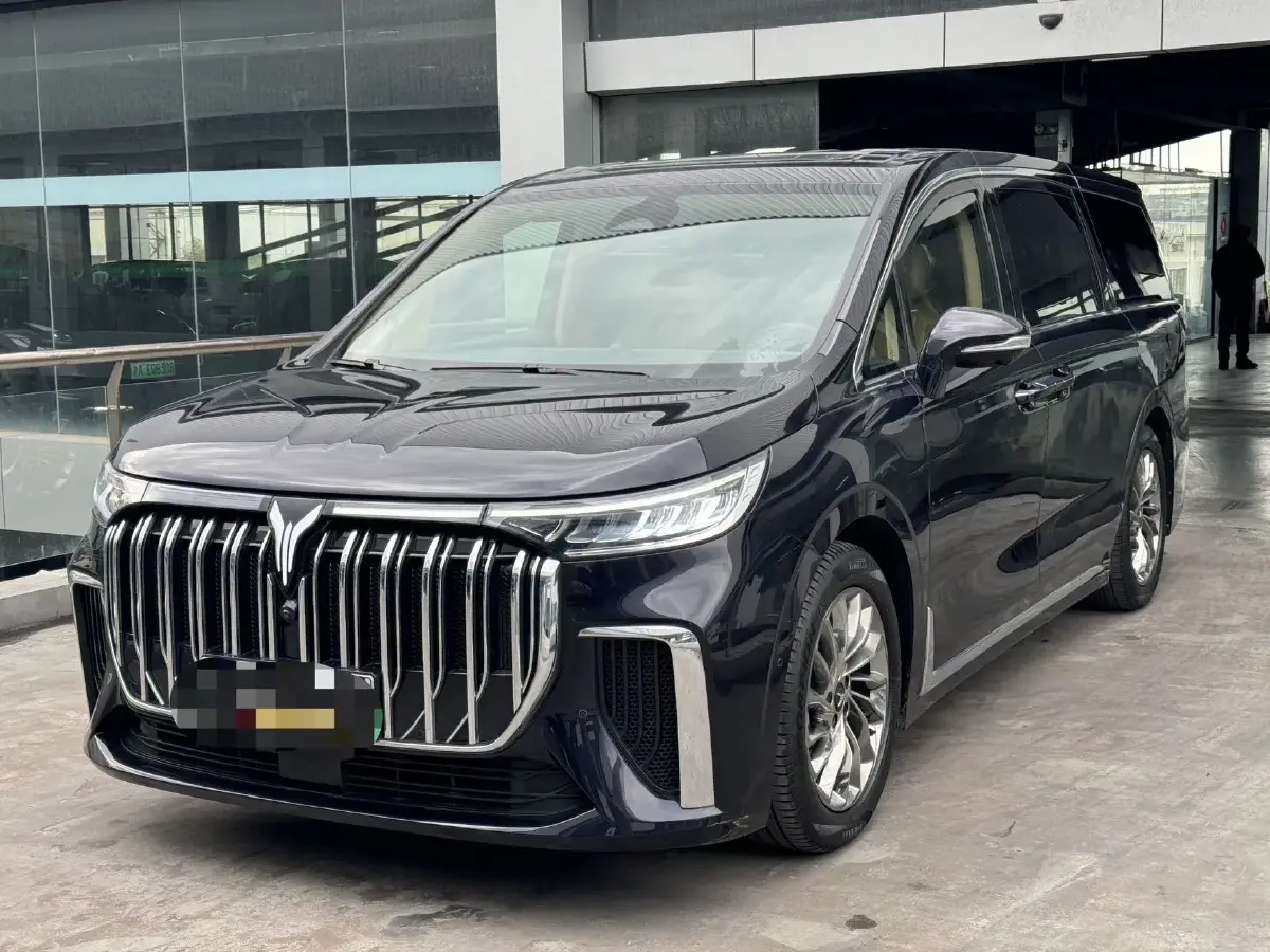 2024 Voyah Dream 1.5T 150HP L4 PHEV 43KWH