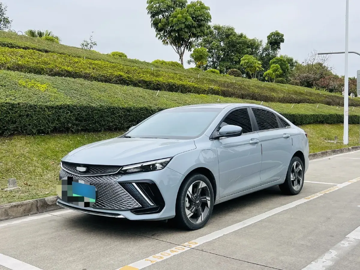 2022 Geely Emgrand L HiP 1.5T 181HP L4 3DHT PHEV 15.5KWH