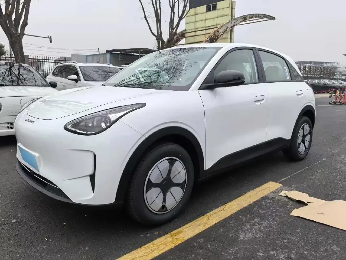 2025 Geely XingYuan BEV 30.12KWH