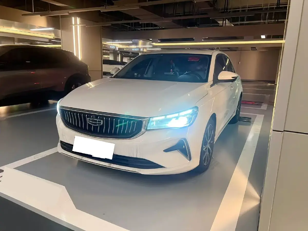 2013 Geely Emgrand Classic 1.8L 139HP L4 CVT