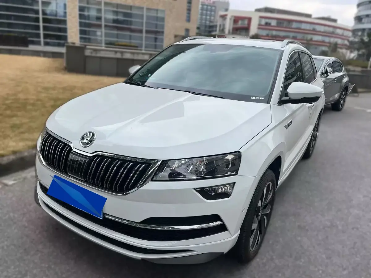 2024 Skoda Karoq 1.4T 150HP L4 7DCT
