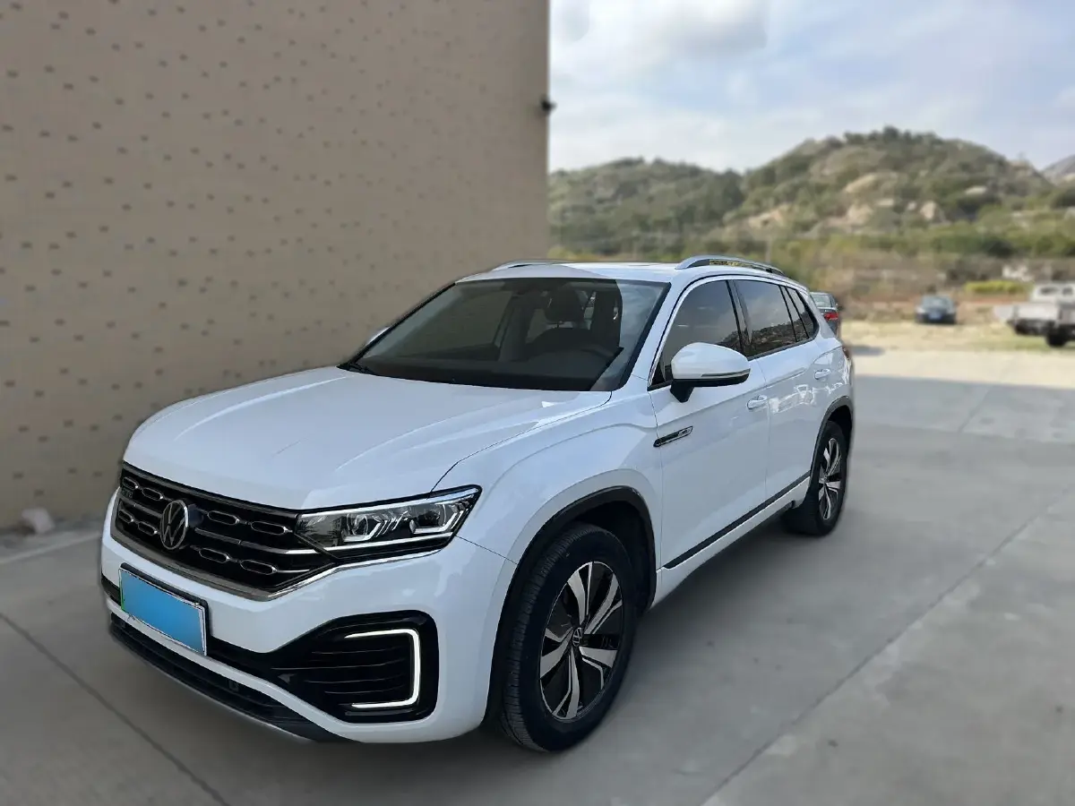 2022 Volkswagen Tayron GTE 1.4T 150HP L4 6DCT PHEV 13KWH