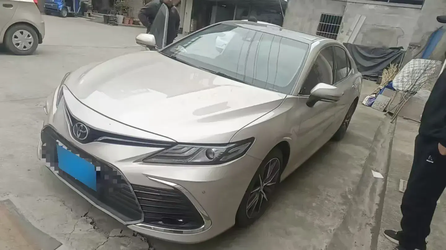 2021 Toyota Camry 2.5L 209HP L4 8AT,autocango,china used car exporter,china ev exporter,chinese used car exporter,chinese used ev exporter