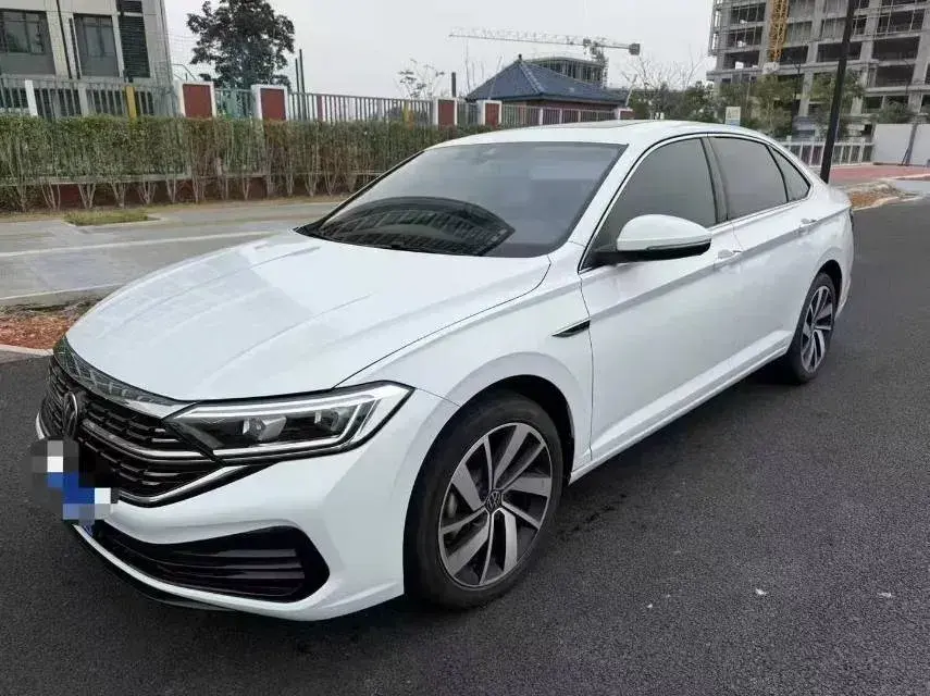 2023 Volkswagen Sagitar 1.2T 116HP L4 7DCT